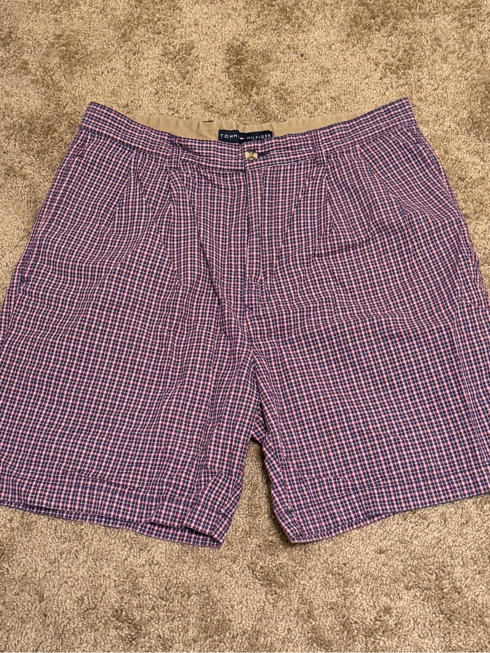 Vintage Tommy Hilfiger Shorts Mens 32 Red Check 7” Inseam Flat Front Logo